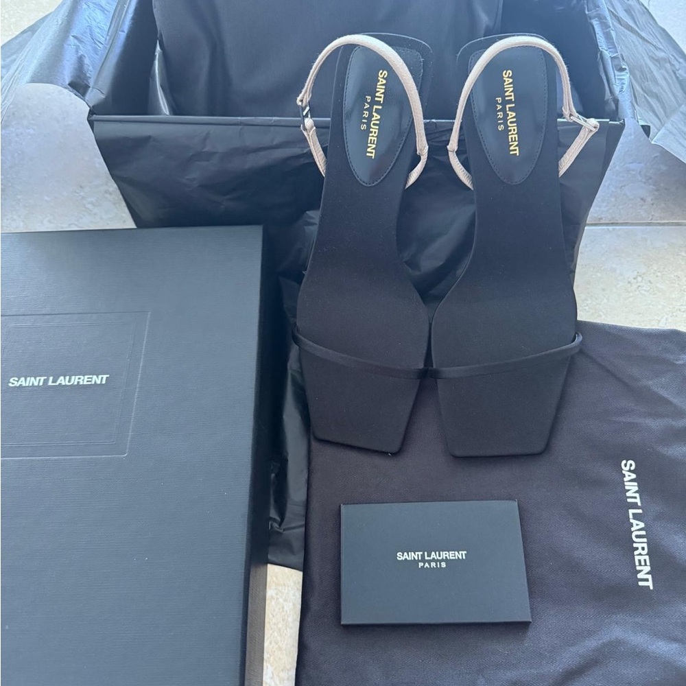 Saint Laurent Black and Cream Slingback Heels - Picture 3 of 7